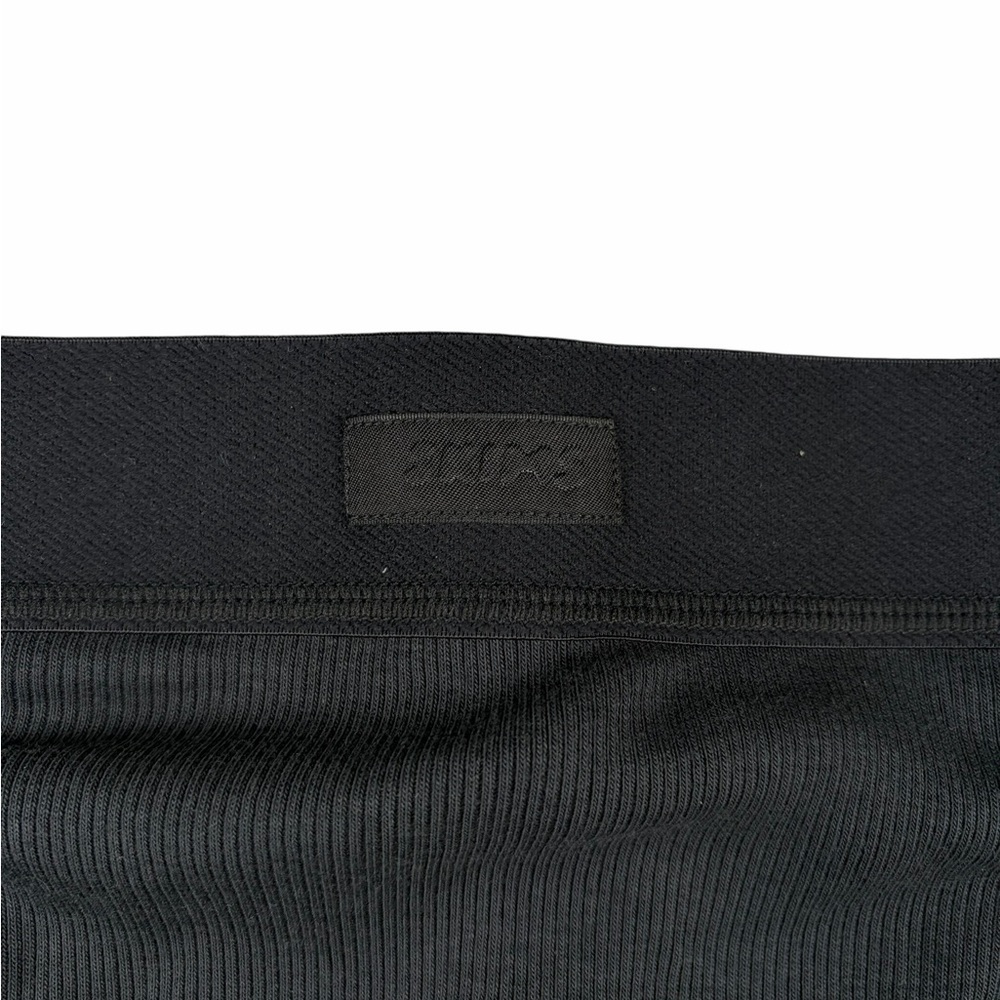 SKIMS Cotton Rib Thong Soot Black Size L NWT - Picture 3 of 7